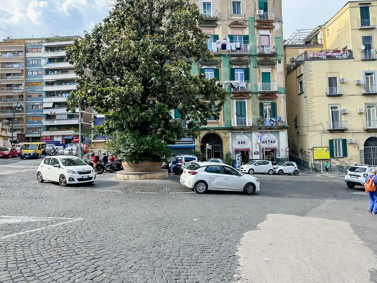Exclusive Parking Flat X 4 Near Metro 1 Salvator Rosa Appartement Napels Italië