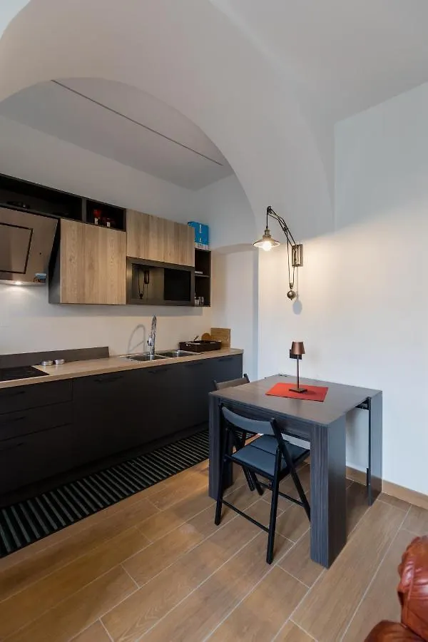 Ferienwohnung Exclusive Parking Flat X 4 Near Metro 1 Salvator Rosa Neapel 0*,  Italien